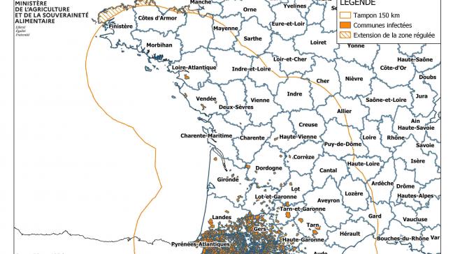 Verspreidingsgebied van EHD in Frankrijk. De oranje lijn is de grens van de beschermingszone.