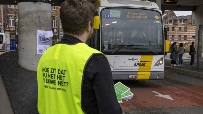Landelijke Gilden stelt vast dat het ‘vervoer op maat’ niet in staat zal zijn om ervoor te zorgen dat alle mensen die vandaag afhankelijk zijn van de bus zich nog zullen kunnen verplaatsen.