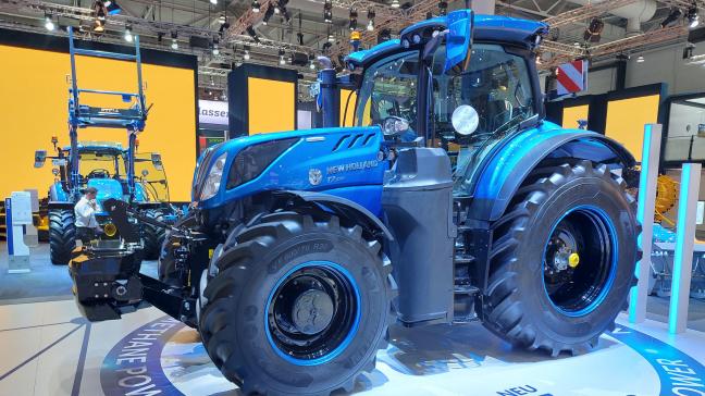 New Holland T7.270 Methane Power