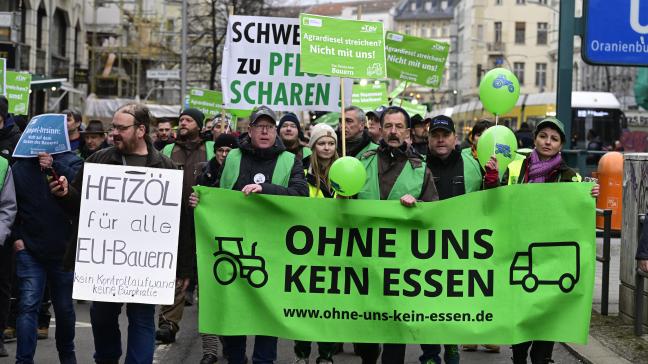Zo’n 300 landbouwers protesteerden in Berlijn.
