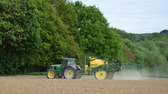 Halvering pesticidengebruik intrekken is kortzichtige gunst aan boeren, zegt BBL