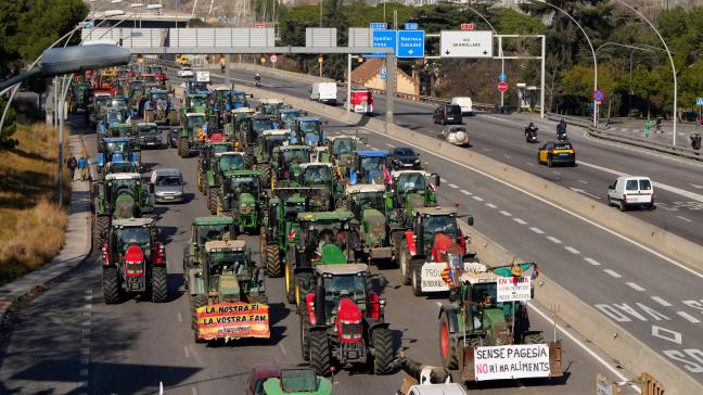 Spaanse boeren hebben al 3 dagen na elkaar gemanifesteerd.