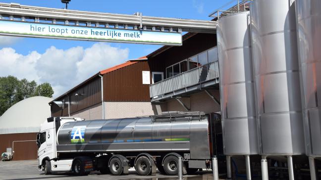 De A-ware België reële melkprijs bedraagt in maart 44,77 euro per 100 l.
