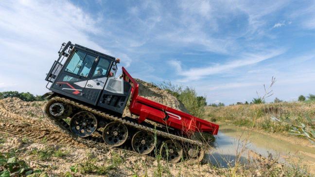 PowerBully-rupsdumpers worden nu door Luyckx verdeeld.