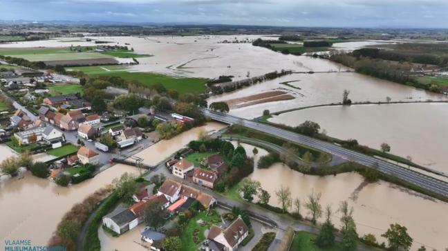 Elzendamme zal in de toekomst beter tegen wateroverlast worden beschermd.