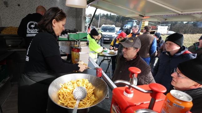 De prijs voor bewaaraardappelen stijgt, een pakje friet dreigt duurder te worden.