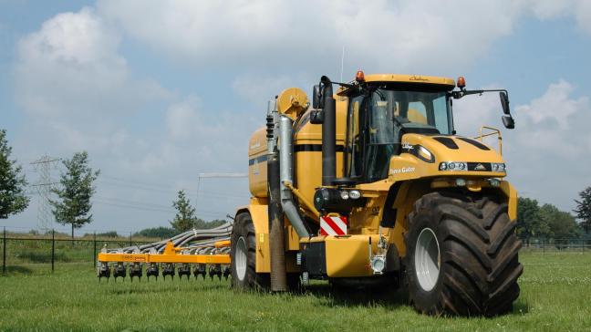 Landbouwers kregen geen extra tijd om mest uit te rijden op grasland.