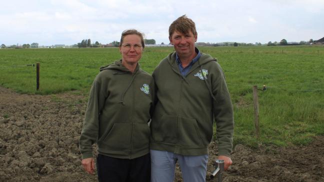Johan Boussemaere en Isabel Delanote van boerderij Land van Melk en Honing schakelden op hun melkveebedrijf in 2016 over naar een biologische bedrijfsvoering.