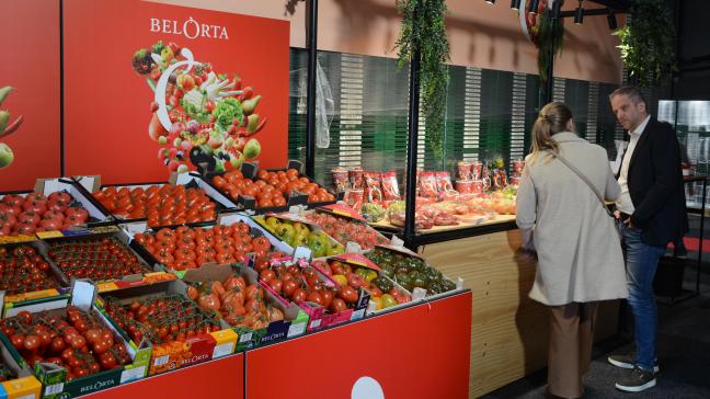 In het uitgebreide tomatenassortiment pakt BelOrta uit met de biologische trostomaat Ruby Red en de zoete premium kerstrostomaat Aromia.