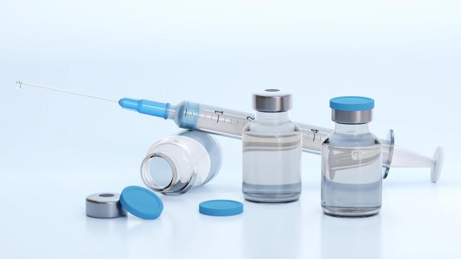 Farmabedrijf Moderna krijgt 590 miljoen dollar van de Amerikaanse overheid voor de ontwikkeling van een vaccin tegen vogelgriep voor mensen.