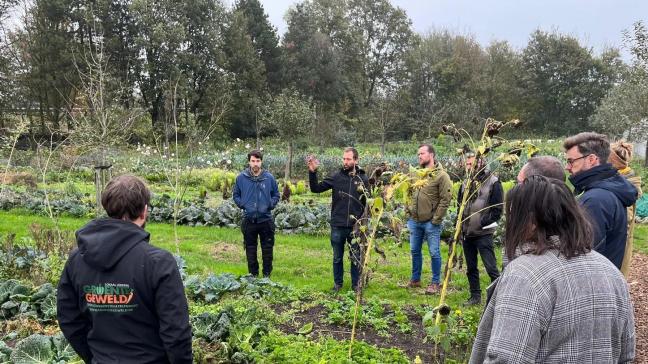 De nieuwebrochure ‘Met boerenverstand weer rust in je hoofd’ biedt onder andere hulp bij het beheersen van piekergedachten, efficiënter plannen en het vinden van balans tussen werk en privé.