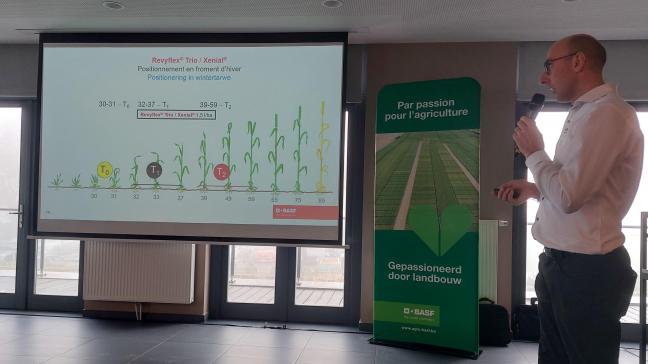 Onder andere Dirk Butaye,  Crop Advisor , gaf toelichting bij de nieuwe graanfungiciden op basis van  Revysol,