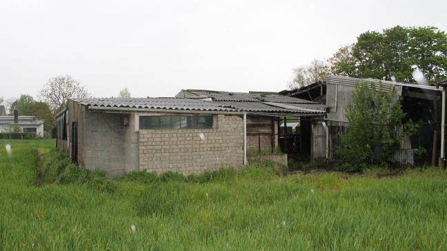 Ook al werd de vergunning die u aangevraagd hebt geweigerd, toch kunt u  uw veldschuur verder blijven gebruiken zoals u dat daarvoor deed.