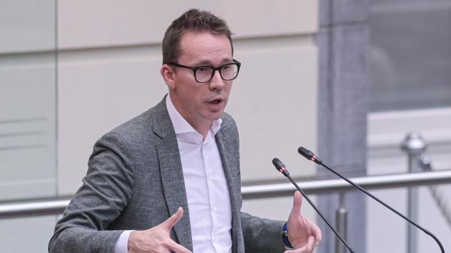 Vlaams landbouwminister Jo Brouns (cd&v) wees in de commissievergadering Landbouw van het Vlaams Parlement op 19 maart naar stappen die genomen zijn richting administratieve vereenvoudiging.
