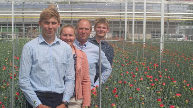 De ploeg achter Anjers De Nijs, met vanaf links Jef, Marianne, Koen en Louis.