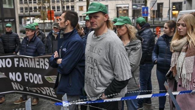 Het (ABS) noemt de recentste hoorzitting de zoveelste aflevering van de stikstofsaga waarbij de polarisatie rond stikstof compleet is en elke vorm van rede ver weg is uit het debat.