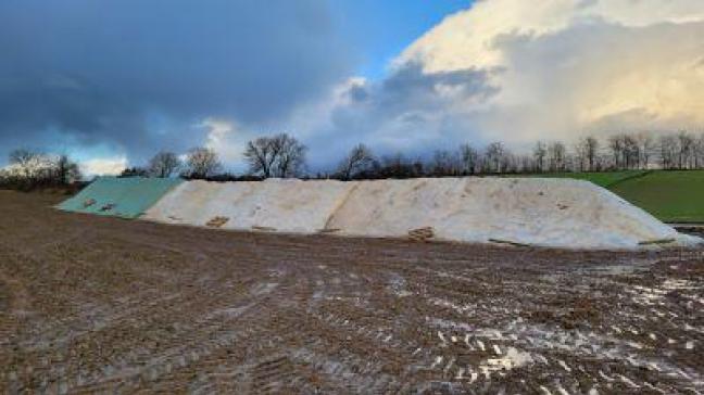 Het Bieteninstituut raadt aan om nu sowieso bietenhopen af te dekken.