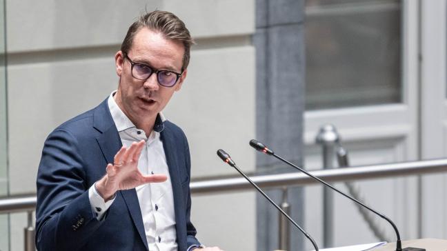 Minister Brouns ontkent dat een richtlijn rond pesticidengebruik foutief werd omgezet.