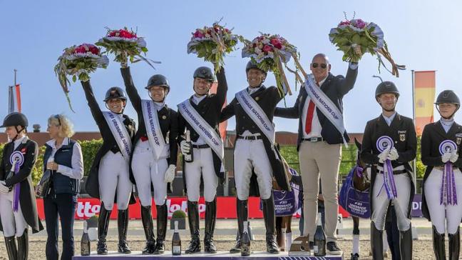 Team Belgium zorgde voor kippenvelmomenten op CDIO4* Lier met een schitterende zege in de  FEI Nations Cup.