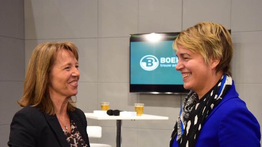 “Het is belangrijk dat de minister van Landbouw (rechts) ook andere ministers in toom houdt om regelgeving niet strenger te maken dan Europa vraagt, bijvoorbeeld wat betreft dierenwelzijn”, pleit Boerenbondvoorzitter Sonja De Becker (links).