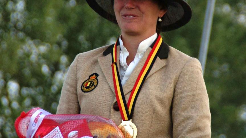 Tinne Bax, Belgisch kampioene 4-span pony’s.