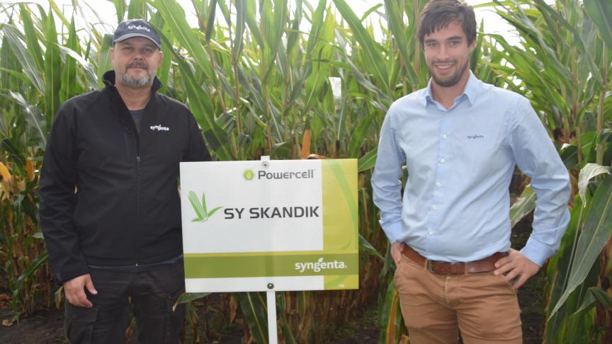 Technisch expert Kurt Goethals (links) en Koenraad Meyns - beiden Syngenta - verwachten veel van nieuwkomer Skandik.