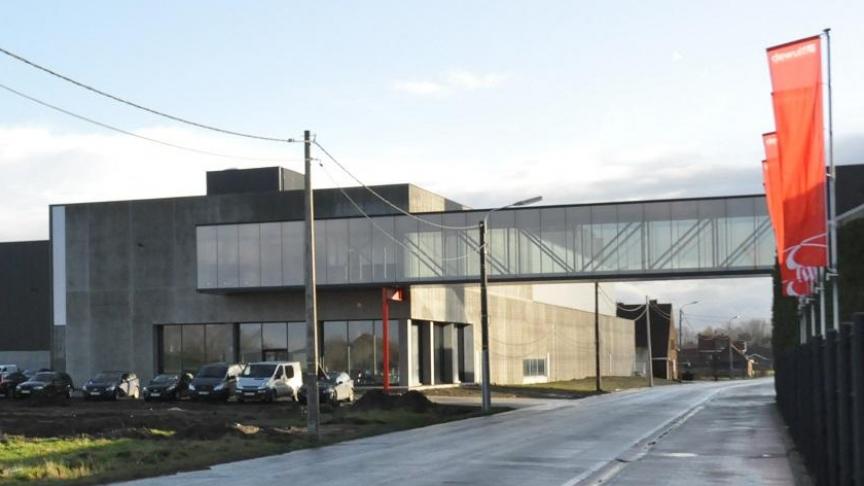 Dewulf nam een nieuw smart logistiek centrum in gebruik vlak naast zijn productiesite.