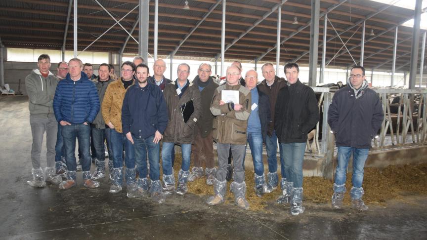 Boeren uit Vlaanderen, Wallonië en  Frankrijk steken de hoofden samen over hun eiwitverbruik.