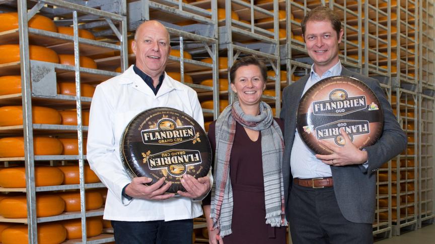Meester-kaasmaker Ale Mier, Helga Deloof en Jan Desmet van De Kazerij.