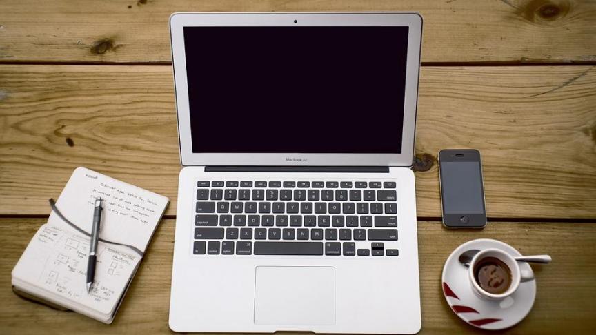 home-office-336378_960_720