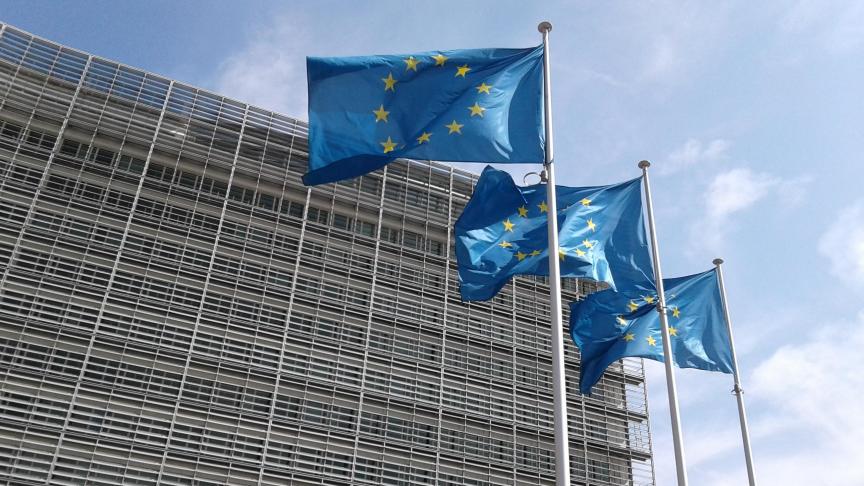 De EU-lidstaten geven de Europese Commissie toestemming om met de Verenigde Staten onderhandelingen te starten over een beperkt vrijhandelsakkoord.