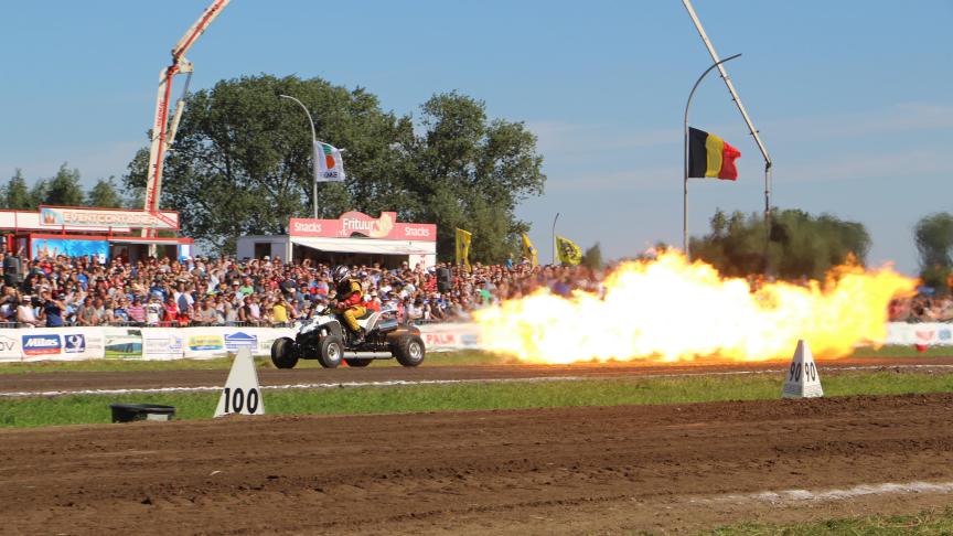 Tractorpulling Zele was weer een spetterende editie, met toch een hoog spektakelgehalte.