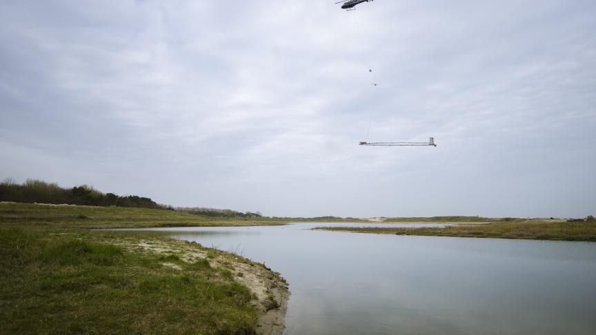 Enkele zones, vooral in duingebied, kon de helikopter niet in beeld brengen omdat die laag moest vliegen; door dichte bebouwing ging dat op sommige plaatsen niet.