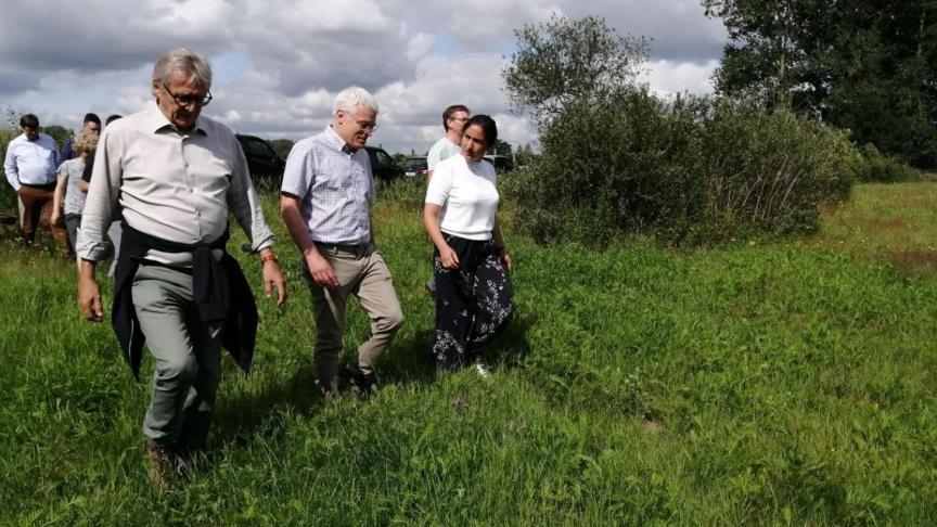 Vlaams minister van Omgeving Zuhal Demir zakte op 22 juli 2020 af naar de stille Noorderkempen voor een werkbezoek aan de ruilverkaveling Zondereigen.