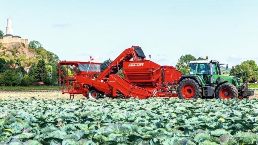 Sinds 2019 worden de voormalige blauwe machines in het typische Grimme-rood gespoten.