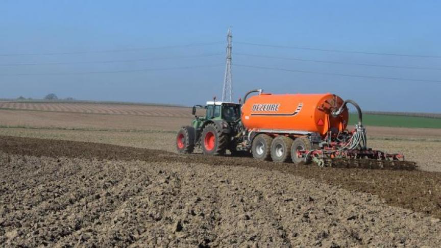 Deze resultaten kunnen verstrekkende gevolgen hebben voor de huidige landbouwpraktijken, aangezien de plantengroei wordt beperkt door een gebrek aan fosfaat in de meeste bodems.