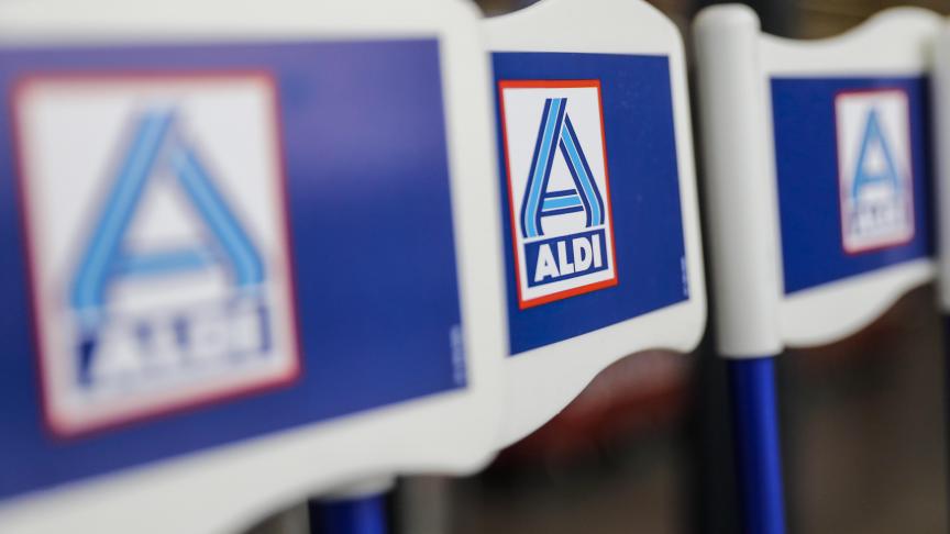 Vorig jaar investeerde Aldi meer dan 8,8 miljard euro in de Britse landbouwsector. Toen kocht het bedrijf vooral vers vlees, melk en eieren van Britse boeren.