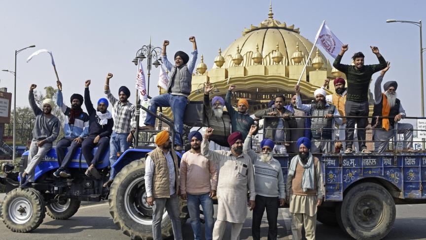 Een groot aantal boeren kamperen sinds eind november aan de grenzen van Delhi.