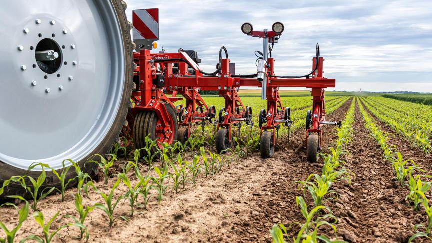 Camera-sturing wordt alsmaar belangrijker, ook bij Steketee en Lemken.