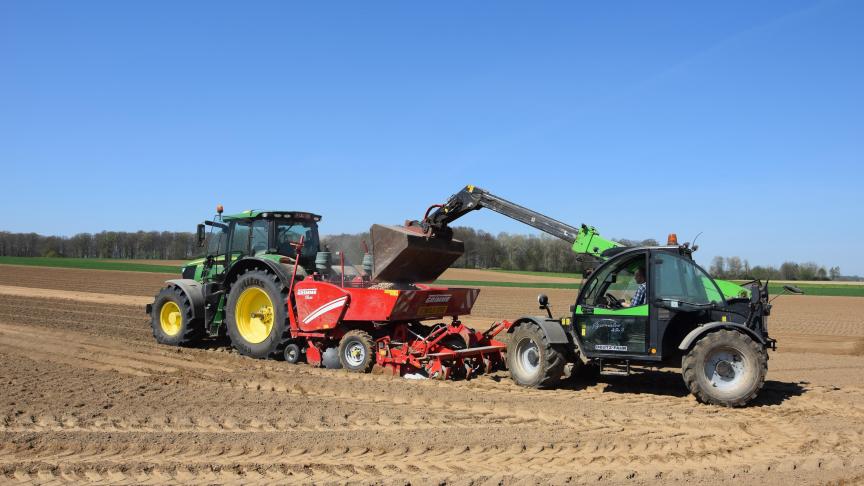 Tijdens het teeltseizoen van aardappelen worden er alsmaar hogere kosten gemaakt.