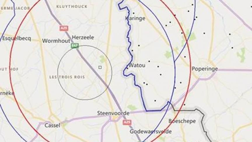 Op de kaart wordt de nieuwe bewakingszone in rood aangegeven, de bestaande zones in blauw.