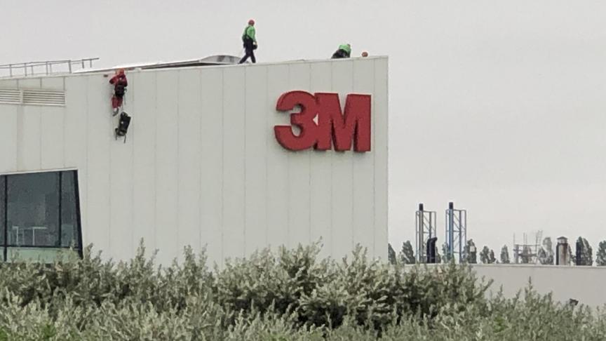 Het is vandaag onduidelijk hoeveel landbouwbedrijven een aanvraagdossier zullen indienen voor geleden schade in de buurt van de vervuilde 3M-site in Zwijndrecht.