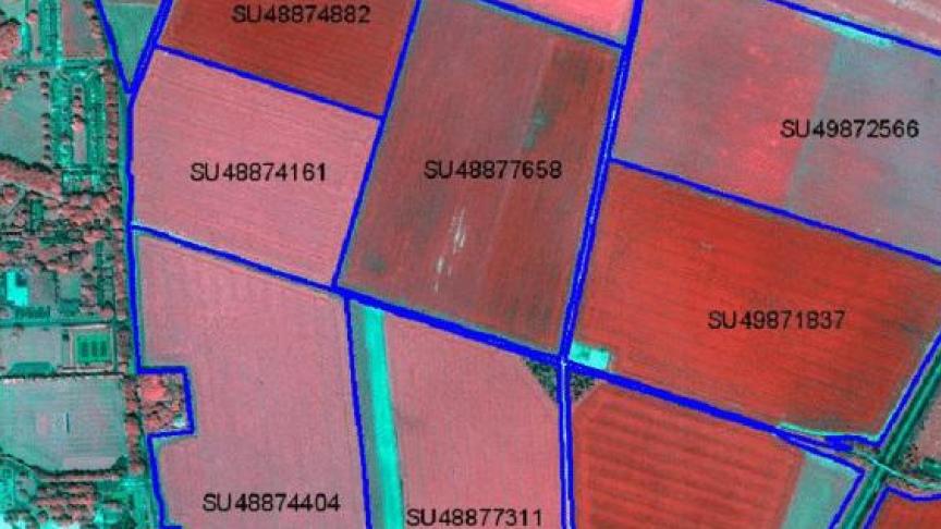 De overheid maakt gebruik van het LPIS (Land Parcel Identification System), waarbij percelen die niet in landbouwgebruik zijn een kenmerk krijgen.