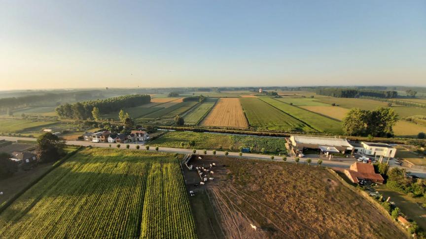 De projecten richten zich op de mentale weerbaarheid van land- en tuinbouwers, een toekomstgericht bedrijfsmodel in de veehouderij en de verbetering van de waterkwaliteit.