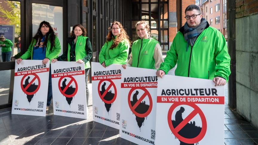 In totaal steunden een zeventigtal mensen uit de sector het initiatief.