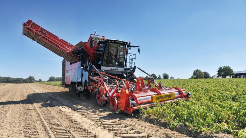 Dewulf ontwikkelt en bouwt al bijna 80 jaar landbouwmachines voor de teelt van aardappelen en wortelgewassen.