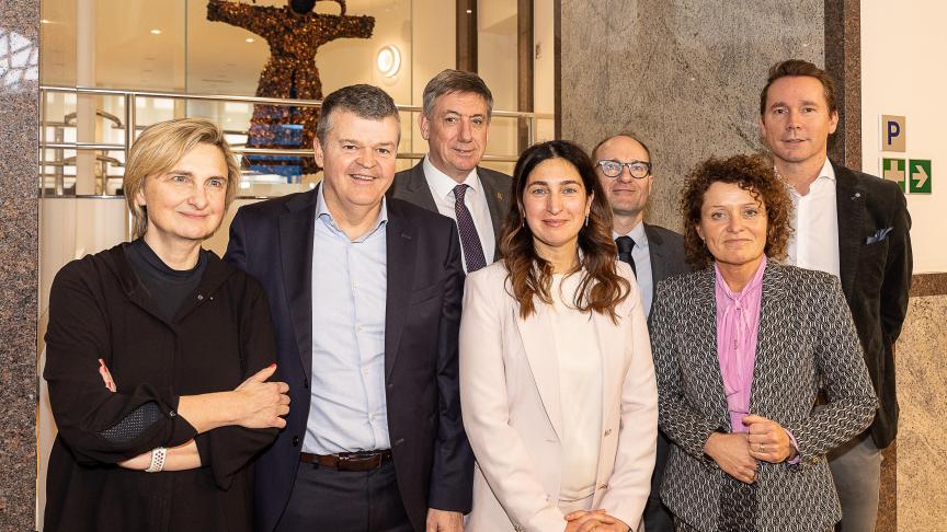 Op 10 maart bereikte de volledige Vlaamse regering een stikstofakkoord. Het stikstofdecreet wordt nu ingediend door 2 van de 3 coalitiepartners... N-VA en Open VLD, zonder cd&v.