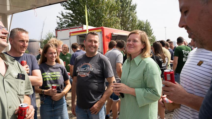 Tinne Rombouts, Vlaams volksvertegenwoordiger (cd&v), vond het belangrijk om vandaageen luisterend oor te bieden aan de landbouwers die, volgens haar,terecht veel vragen hebben bij de cijfers uit het stikstofakkoord.