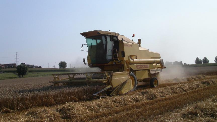 Polen, Hongarije en Slovakije weigeren zich neer te leggen bij een beslissing van de Europese Commissie, die besloot om een einde te maken aan de tijdelijke beperkingen op de import van graan en enkele andere landbouwproducten uit Oekraïne.