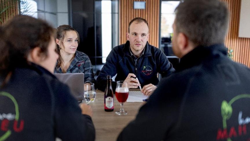 Een aantal bedrijven onderzochten of ze op een eenvoudige en laagdrempelige manier advies konden inwinnen van kennissen uit hun netwerk.
